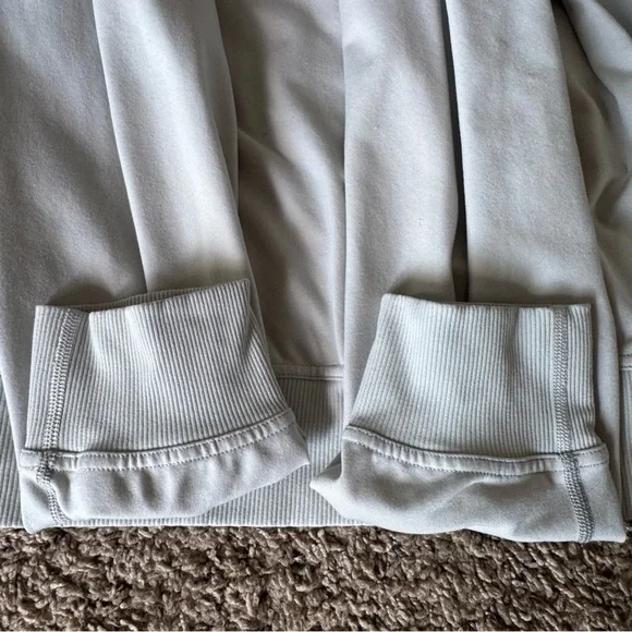 Lululemon Athletica Men's PrePost Jacket, Zip Up, Heathered Silver Spoon, Large - Picture 12 of 12